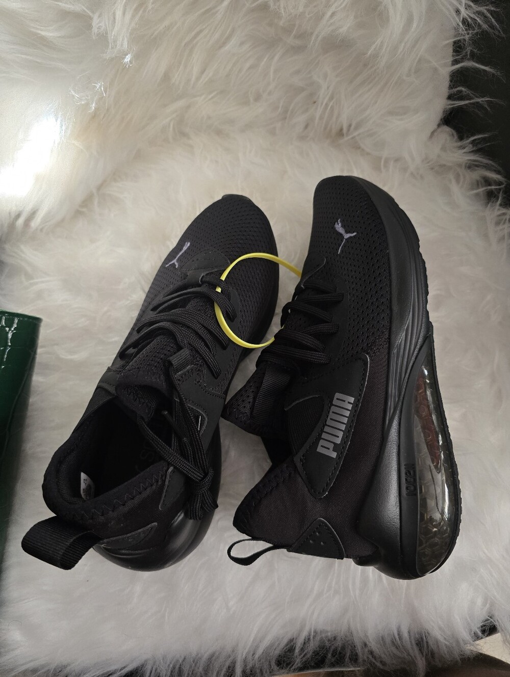 Puma Men's Black Sneakers with Subtle Gray Accents - Picture 1 of 2